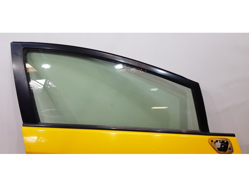 Recambio de puerta delantera derecha para toyota prius (nhw30) eco referencia OEM IAM 6700147070  