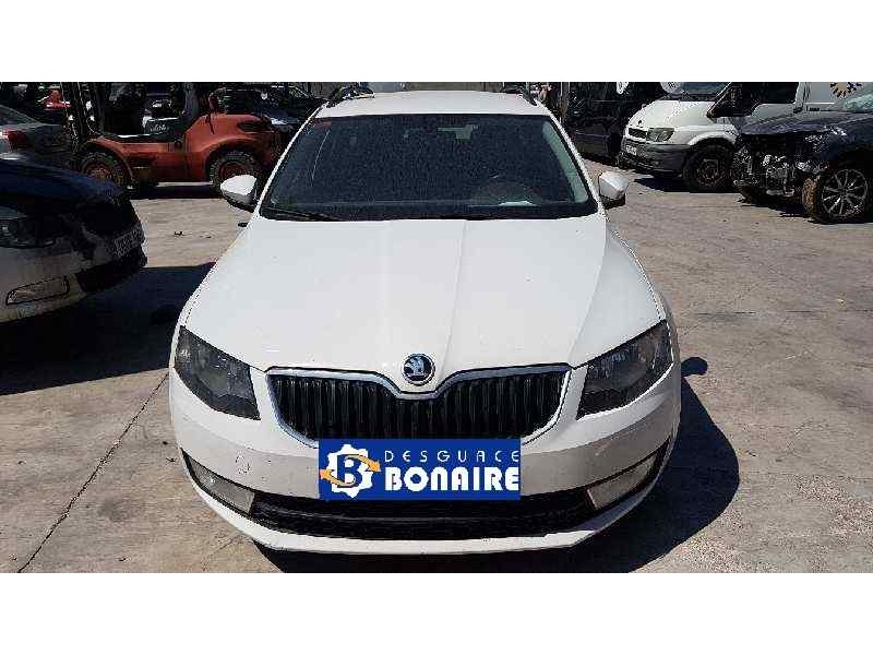 skoda octavia combi (5e5) del año 2015