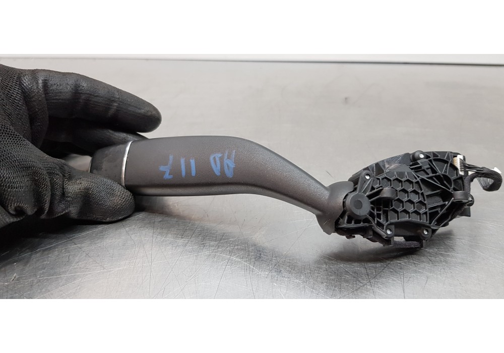 Recambio de palanca cambio para mercedes clase b (w246) b 200 cdi (246.208) referencia OEM IAM A24690089179051 408209 