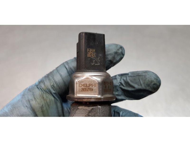 Recambio de rampa inyectora para ssangyong rodius xdi limited referencia OEM IAM A6720700095  