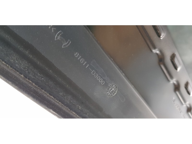 Recambio de techo para hyundai tucson ix35 referencia OEM IAM 81611D3000 H3100D3000 