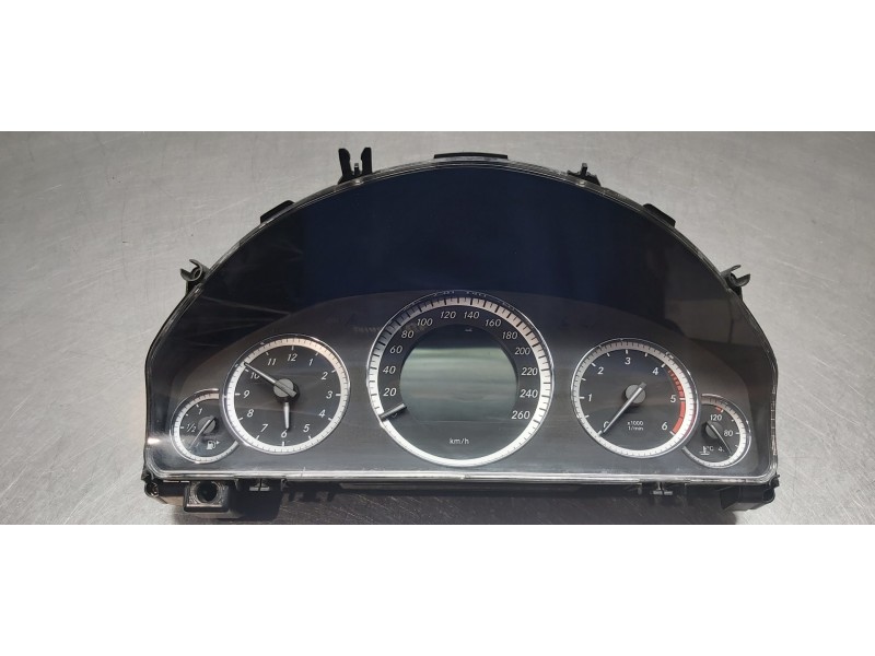 Recambio de cuadro instrumentos para mercedes clase e (w212) lim. 220 cdi blueefficiency (212.002) referencia OEM IAM A212900250