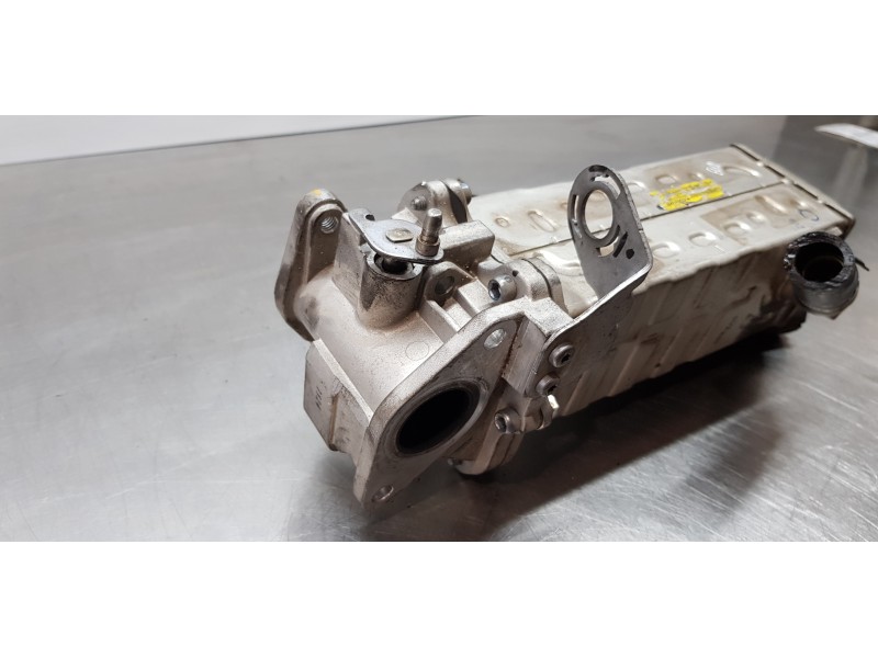 Recambio de enfriador egr para ssangyong rodius xdi limited referencia OEM IAM A6721400070  