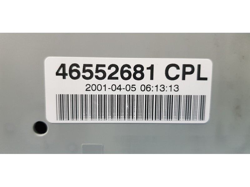 Recambio de caja reles / fusibles para fiat punto berlina (188) 1.2 8v active referencia OEM IAM 46552681  