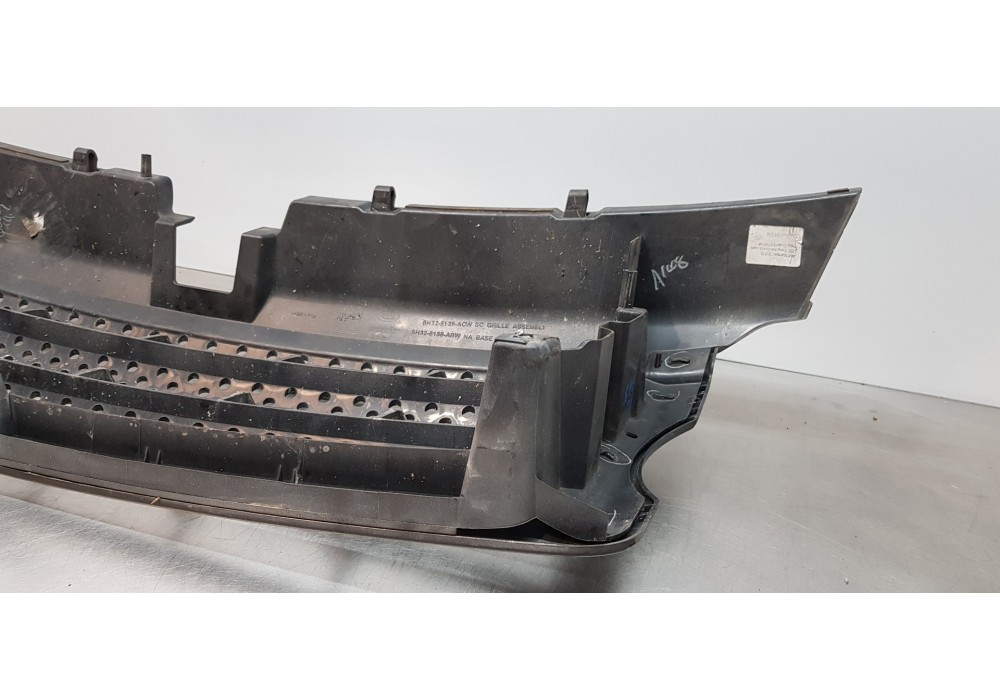 Recambio de rejilla delantera para land rover range rover sport v6 td se referencia OEM IAM DHB500062WWR 5H328138AA8WWR 