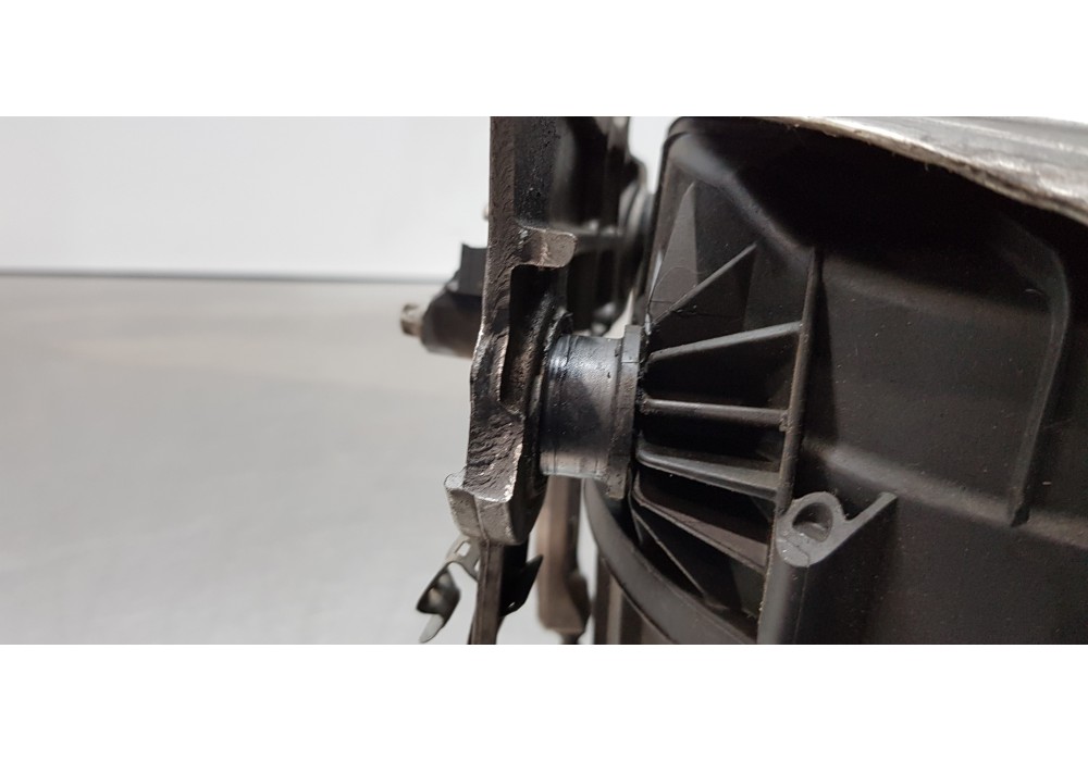 Recambio de filtro aire para mercedes clase e (w212) lim. 220 cdi blueefficiency (212.002) referencia OEM IAM A6510901101  