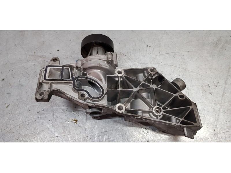 Recambio de soporte alternador para bmw serie 1 lim. (f20/f21) 116d m sport referencia OEM IAM 11518595645  