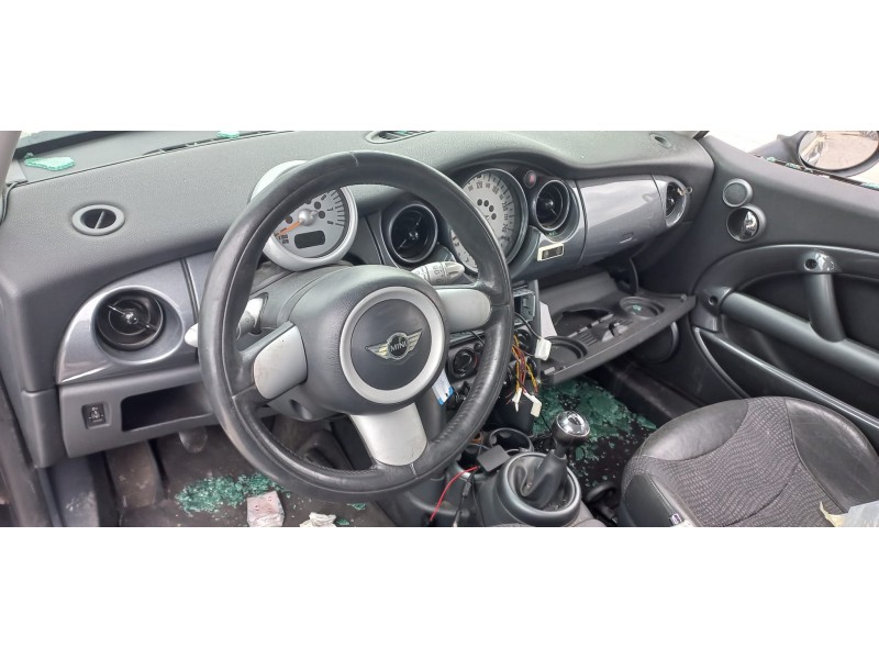 bmw mini (r50,r53) del año 2004