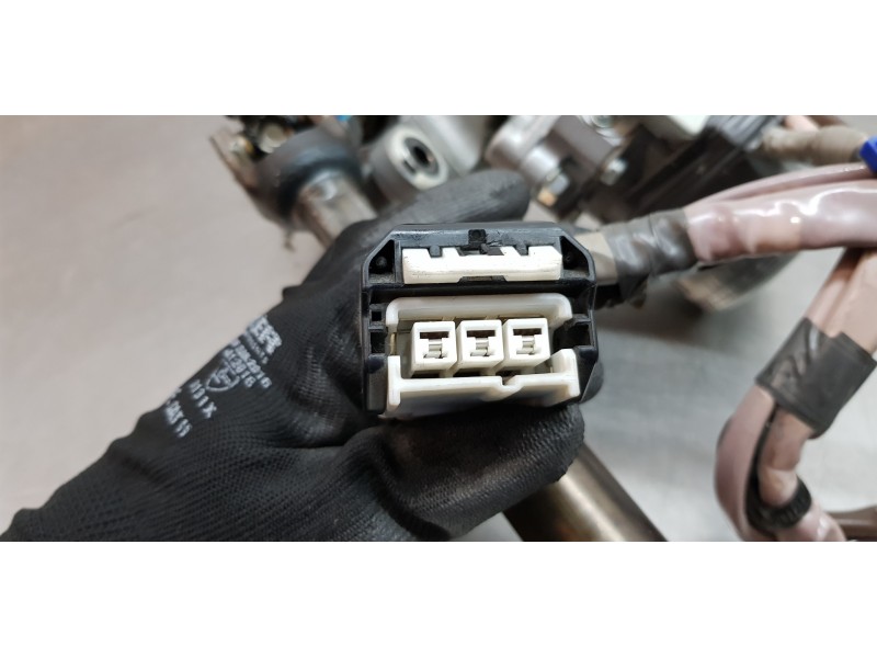 Recambio de columna direccion para toyota prius+ life referencia OEM IAM 4525047310   Recambio de columna direccion para toyota prius+ life referencia OEM IAM 4525047310