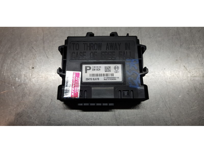 Recambio de modulo electronico para nissan primastar cerrada referencia OEM IAM 284Y66LA7B  
