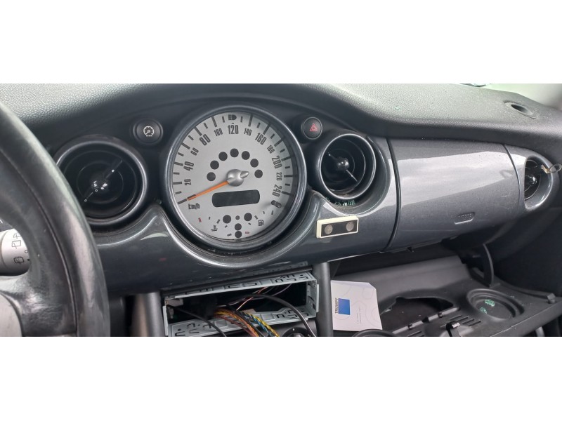 bmw mini (r50,r53) del año 2004