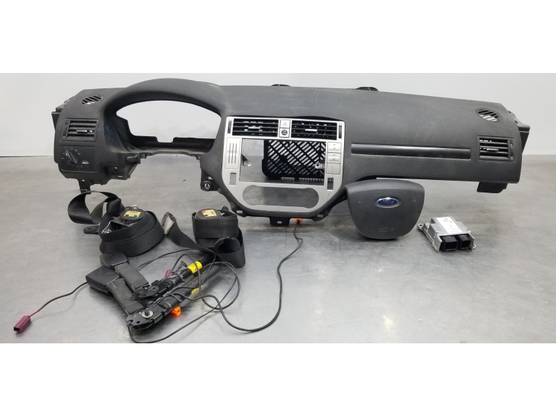 Recambio de kit airbag para ford kuga (cbv) titanium referencia OEM IAM 1745856 6M51R04305AD3ZHE 