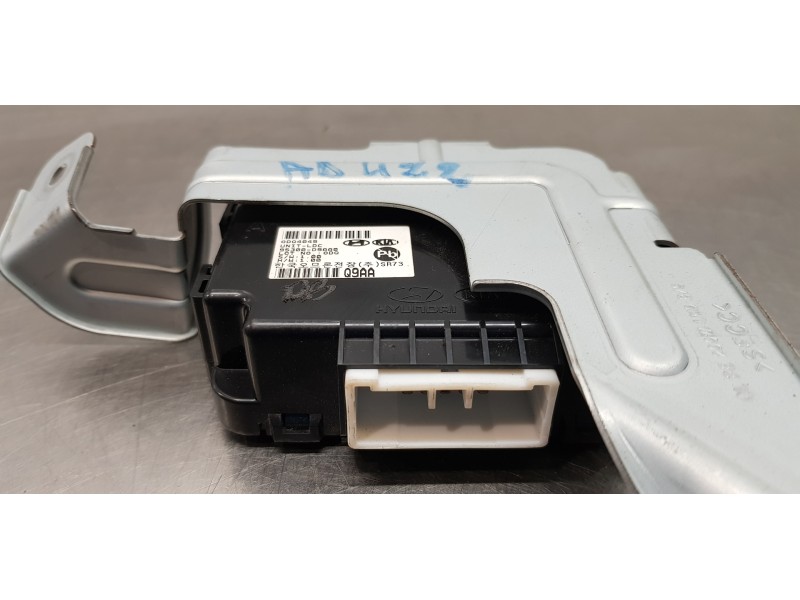 Recambio de modulo electronico para kia sportage concept referencia OEM IAM 95300D9AA0  