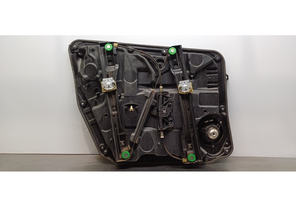 Recambio de elevalunas delantero derecho para mercedes clase b (w246) b 200 cdi be (246.201) referencia OEM IAM A2467200279 A246