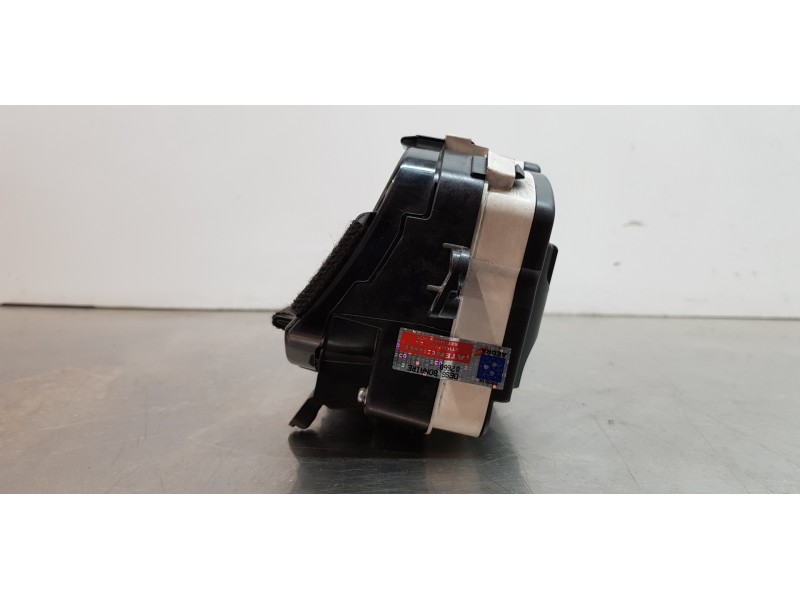 Recambio de cuadro instrumentos para toyota prius+ life referencia OEM IAM 8380947041  