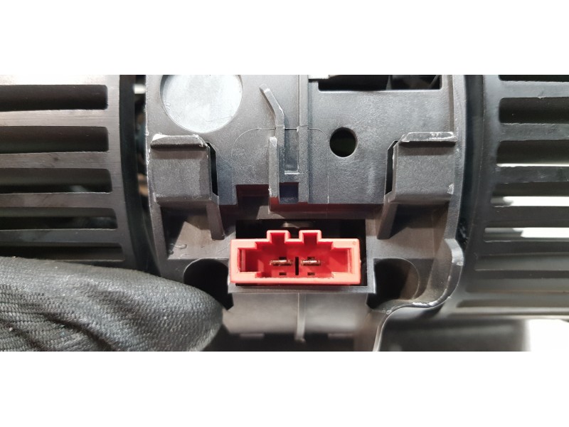 Recambio de motor calefaccion para nissan primastar cerrada referencia OEM IAM 2721000Q0B  