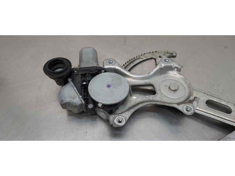 Recambio de elevalunas delantero derecho para toyota prius+ life referencia OEM IAM 6980121020   Recambio de elevalunas delantero derecho para toyota prius+ life referencia OEM IAM 6980121020