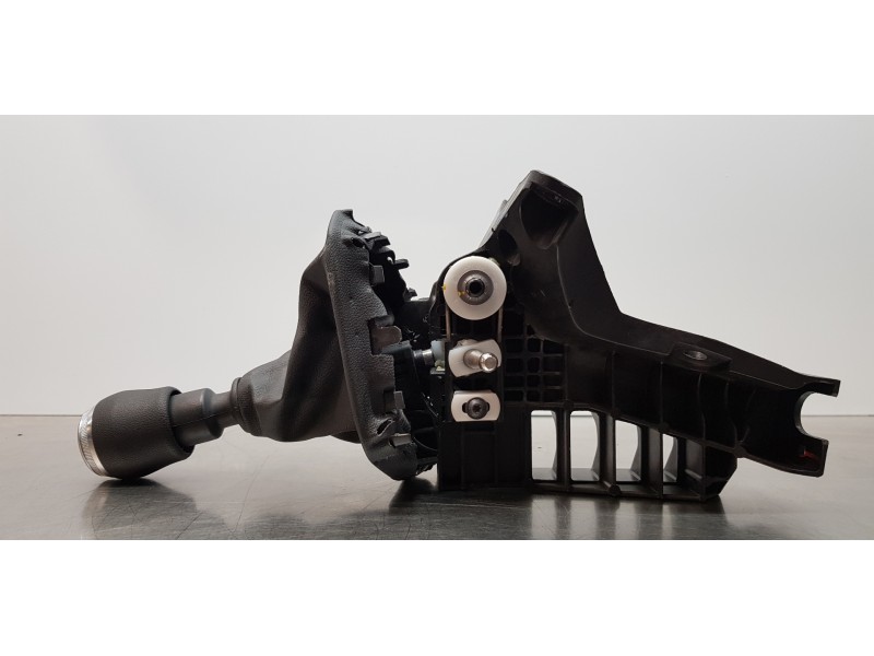 Recambio de palanca cambio para nissan primastar cerrada referencia OEM IAM 349013165R  