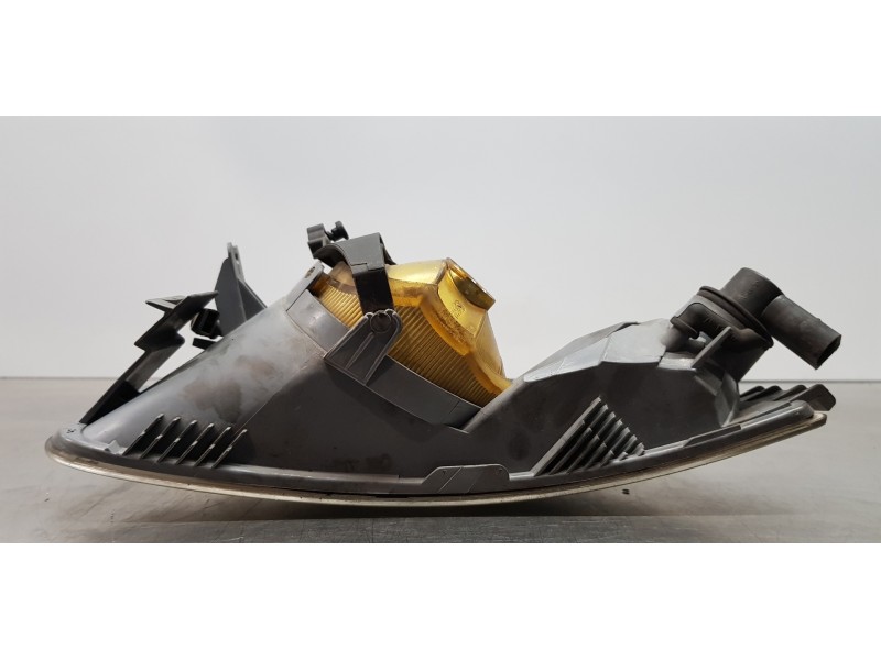 Recambio de faro antiniebla derecho para skoda superb combi (3t5) ambition referencia OEM IAM 3T0941700 3T0941702A  Recambio de faro antiniebla derecho para skoda superb combi (3t5) ambition referencia OEM IAM 3T0941700 3T0941702A