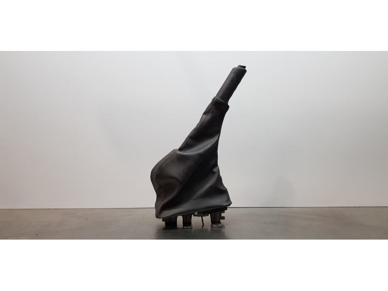 Recambio de palanca freno de mano para nissan primastar cerrada referencia OEM IAM 361352580R  