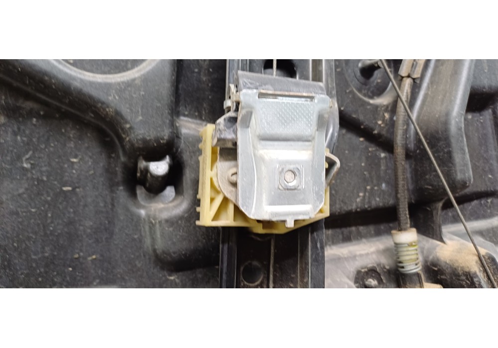 Recambio de elevalunas delantero izquierdo para mercedes clase b (w246) b 200 cdi be (246.201) referencia OEM IAM A2467200179 A2