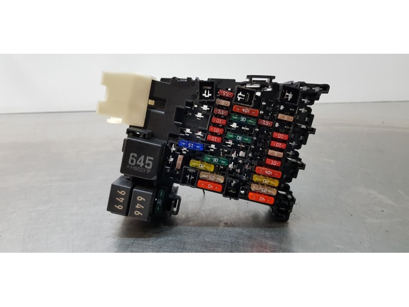 Recambio de caja reles / fusibles para volkswagen golf vii lim. (bq1) sport referencia OEM IAM 5Q0937615C   Recambio de caja reles / fusibles para volkswagen golf vii lim. (bq1) sport referencia OEM IAM 5Q0937615C