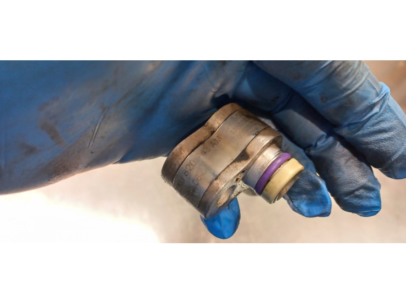 Recambio de tubos aire acondicionado para audi a3 (8p) 2.0 tdi ambiente referencia OEM IAM 1K0820743AM   Recambio de tubos aire acondicionado para audi a3 (8p) 2.0 tdi ambiente referencia OEM IAM 1K0820743AM