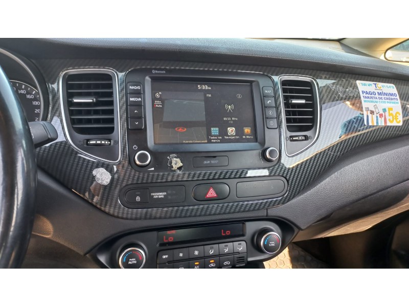 kia carens ( ) del año 2018