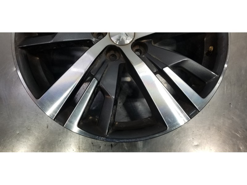 Recambio de llanta para peugeot 3008 allure referencia OEM IAM 98096873ZR 9809687377 