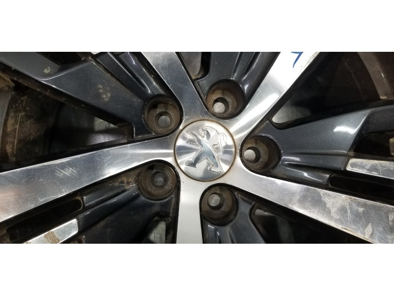 Recambio de llanta para peugeot 3008 allure referencia OEM IAM 98096873ZR 9809687377 