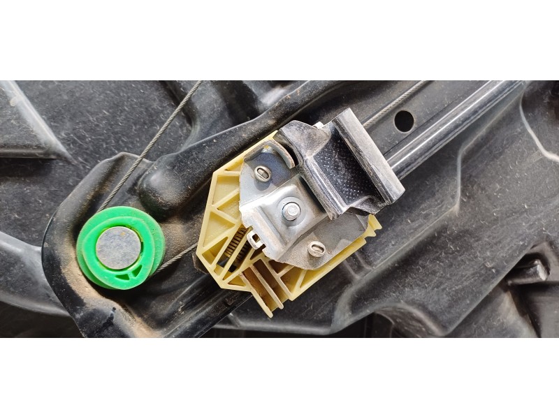 Recambio de elevalunas trasero izquierdo para mercedes clase b (w246) b 200 cdi be (246.201) referencia OEM IAM A2467300179 A246