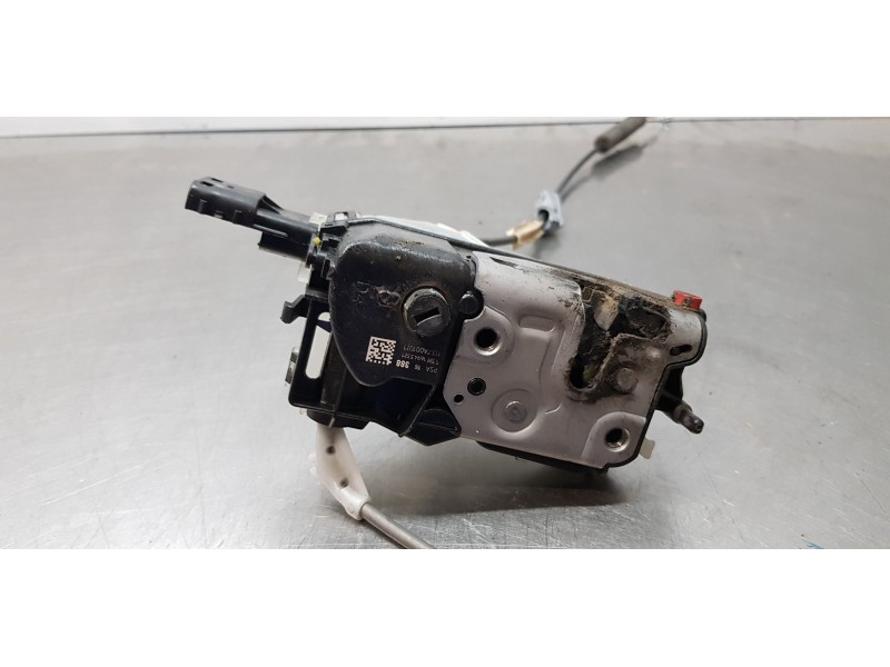 Recambio de cerradura puerta trasera derecha para citroen c4 cactus feel referencia OEM IAM 190388  