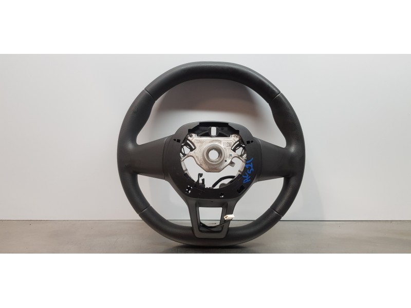 Recambio de volante para nissan primastar cerrada referencia OEM IAM 484004585R  
