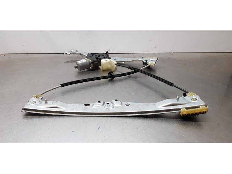 Recambio de elevalunas delantero derecho para citroen c4 cactus feel referencia OEM IAM 9674252480  