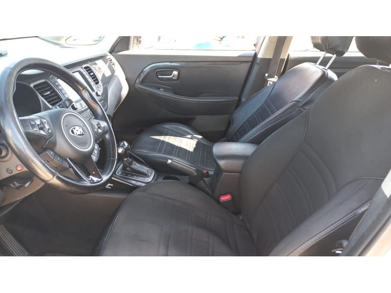 kia carens ( ) del año 2018