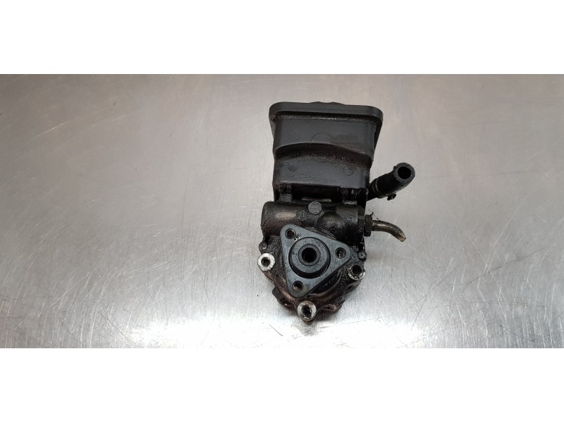 Recambio de bomba direccion para bmw serie 3 berlina (e46) 320d referencia OEM IAM 32411095155  