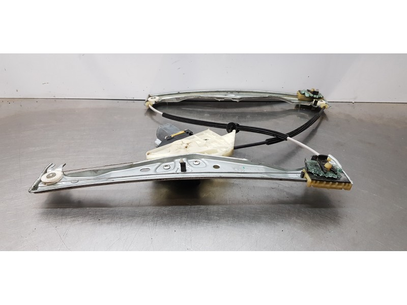 Recambio de elevalunas delantero derecho para citroen c4 cactus feel referencia OEM IAM 9674252480  