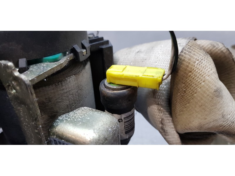 Recambio de cinturon seguridad delantero izquierdo para ssangyong rexton rx 270 full referencia OEM IAM 7461008004EAM 7461008004