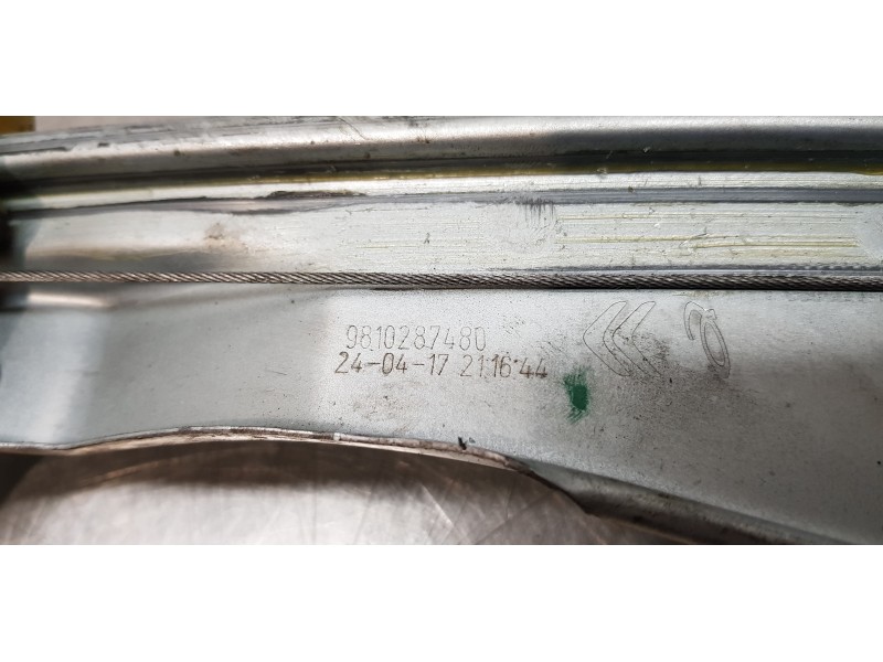 Recambio de elevalunas delantero derecho para citroen c4 cactus feel referencia OEM IAM 9674252480  