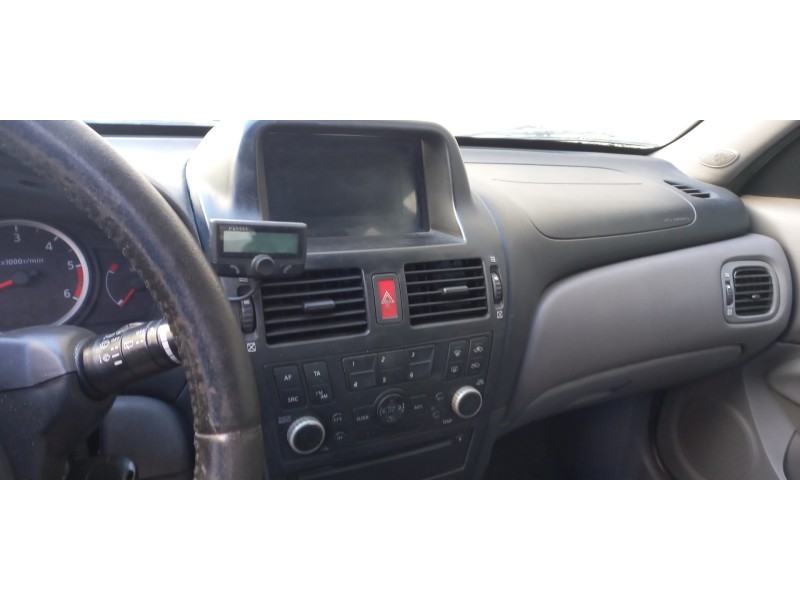 nissan almera (n16/e) del año 2002