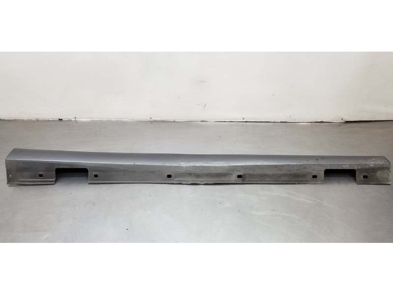 Recambio de faldon lateral para mercedes clase b (w246) b 200 cdi be (246.201) referencia OEM IAM A24669806549999  