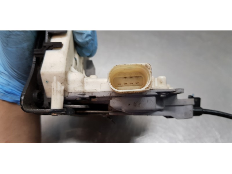 Recambio de cerradura puerta trasera derecha para seat leon (1p1) reference referencia OEM IAM 1P0839016  