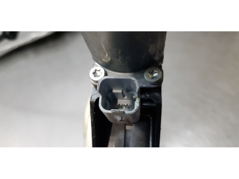 Recambio de elevalunas delantero izquierdo para citroen c4 cactus feel referencia OEM IAM 9674252380  