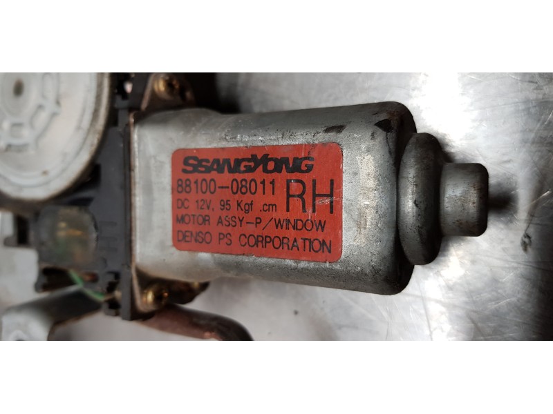 Recambio de elevalunas trasero derecho para ssangyong rexton rx 270 full referencia OEM IAM 8810008011   Recambio de elevalunas trasero derecho para ssangyong rexton rx 270 full referencia OEM IAM 8810008011