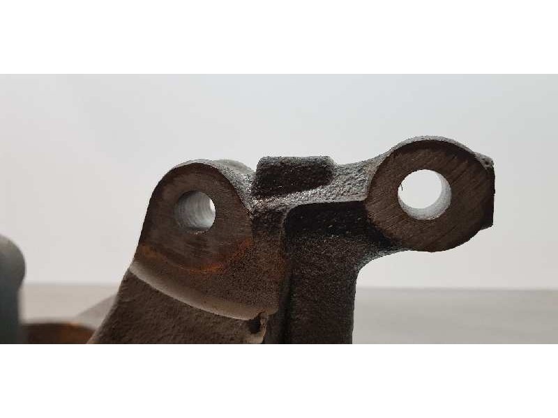 Recambio de mangueta delantera izquierda para ford fiesta (cb1) titanium referencia OEM IAM 8V513K171DA  