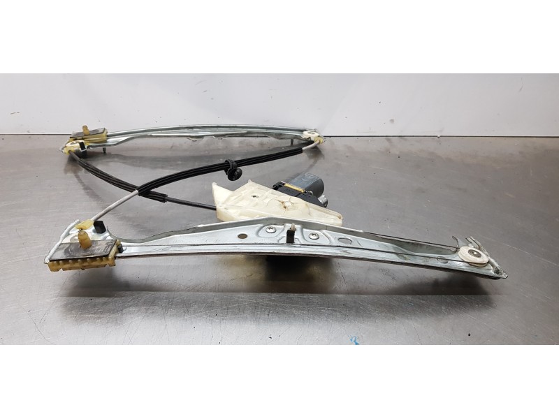 Recambio de elevalunas delantero izquierdo para citroen c4 cactus feel referencia OEM IAM 9674252380  