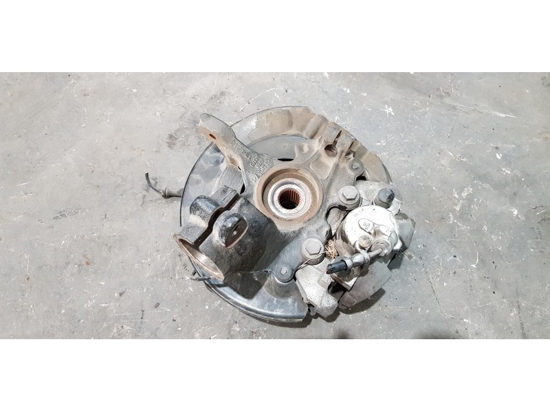 Recambio de mangueta delantera derecha para ford c-max (ceu) titanium referencia OEM IAM AV613K170   Recambio de mangueta delantera derecha para ford c-max (ceu) titanium referencia OEM IAM AV613K170