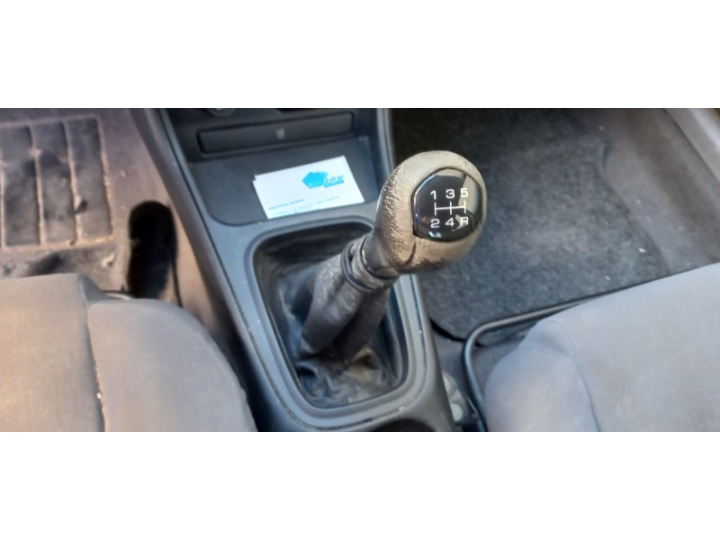 nissan almera (n16/e) del año 2002