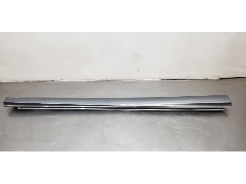 Recambio de faldon lateral para mercedes clase b (w246) b 200 cdi be (246.201) referencia OEM IAM A24669806549999  