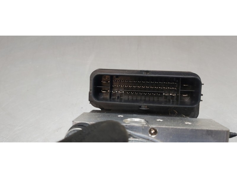 Recambio de abs para jaguar xf r-sport awd referencia OEM IAM T2H21228  